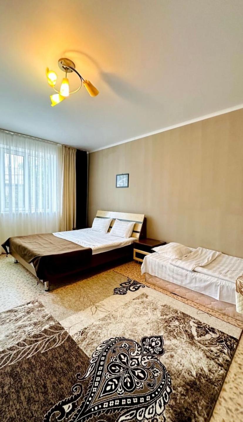 Chilling House Hotel Cholpon-Ata Bagian luar foto